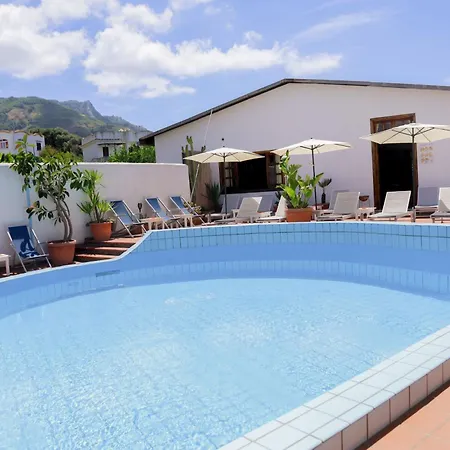 Cesotta 3* Forio (Isola d'Ischia)